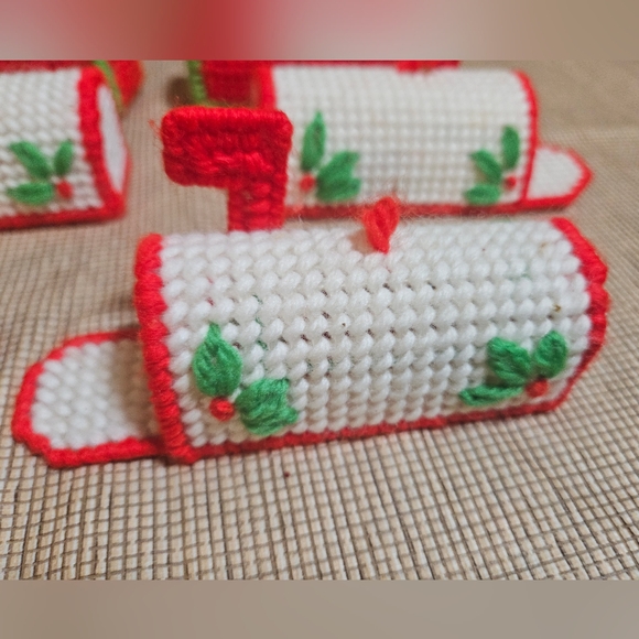 VTG 80’s Cross-stitch yarn Handmade lot Holiday Mailbox Christmas Tree Ornaments - Picture 5 of 10